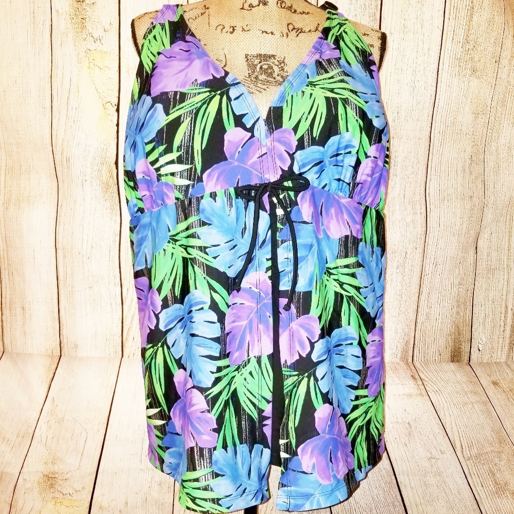 Catherine's Swim Suit Top Size 30W